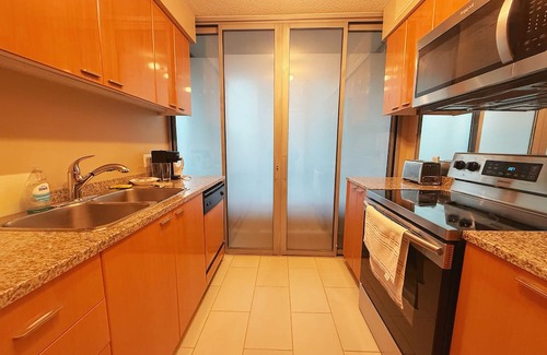 Coal Harbour Apartment | 2 Bedroom 2 Bath In Downtown Vancouver