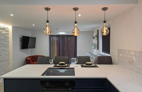 South Shore Apartment | Pleasure Beach Retreat