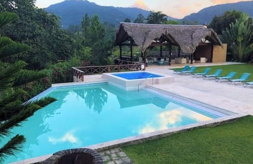 La Joya Villa | VILLA LAS ORQUIDEAS