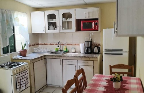 Chalchuapa House | Beautiful house 15 minutes from the beautiful city of Santa Ana.