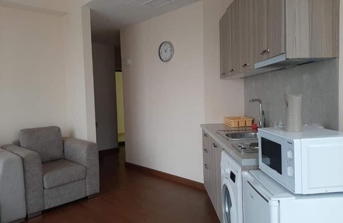 Kentron Apartment | Black Cat Apartment with Stunning Views
