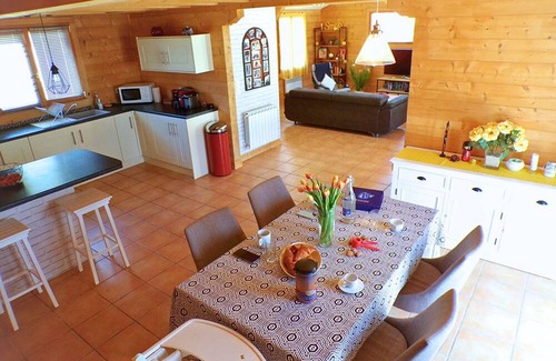 Peyrillac-et-Millac House | Family stay with private pool and large garden at Espech