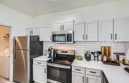 Norcross Apartment | East Atlanta Getaway