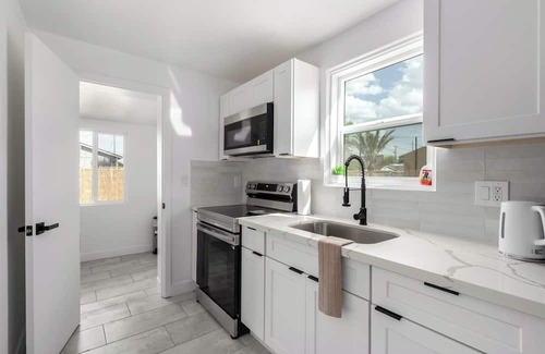 Mesa Apartment | Cozy studio in charming Mesa with WiFi, AC