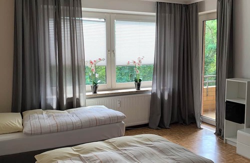 Neumuenster Apartment | Vacation apartment at Einfelderstr See