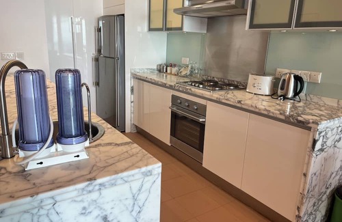 Seri Tanjung Pinang Apartment | Sea view unit in Yacht Marina mall/waking distance to eateries grocery cafepub