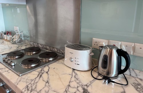Seri Tanjung Pinang Apartment | Sea view unit in Yacht Marina mall/waking distance to eateries grocery cafepub