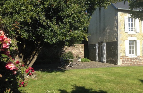 Brehal House | Detached country house, with enclosed garden, tennis court, sea 5kms away