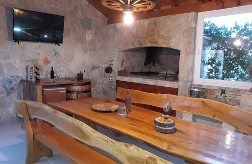 Unesic House | Kuća za odmor Neva