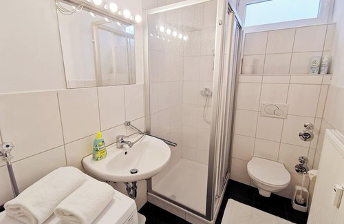 Bergheim Apartment | city centre | air-conditioned | Netflix | terrace
