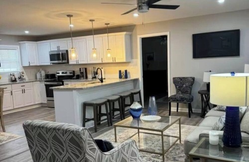 Church Street House | Spacious 4-bedroom house in lovely Atlanta