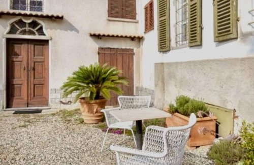 Villadeati House | Romantic country estate in Piedmont near Turin/Milan like something out of a Hollywood movie