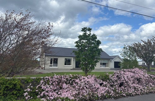 Doorus House | Idyllic 5* modern retreat, a stop along the breathtaking Wild Atlantic Way