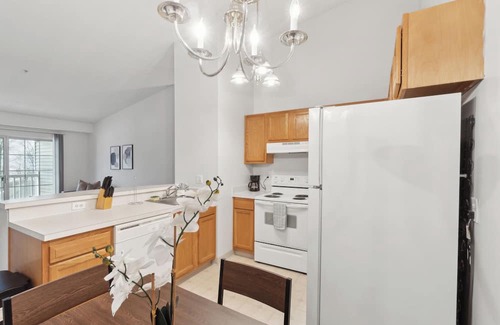 Wadsworth Apartment | Stratford Crossings 310 I 1 Bedroom 1 Bathroom