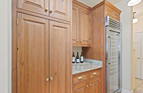 Rabbit Creek House | Ptarmigan Roost: Luxury Mountain Lodge