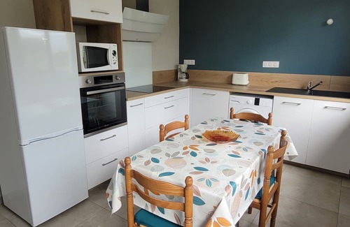 Saint-Etienne-en-Cogles House | On the road to Mont Saint Michel house for rent stay & vacations