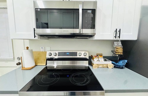 The Egyptian Apartment | Charming 2-bedroom apartment in delightful San Diego with WiFi, fitness room