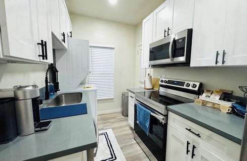 The Egyptian Apartment | Charming 2-bedroom apartment in delightful San Diego with WiFi, fitness room