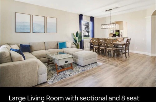 Windsor Hills House | Hilltop Villa: Star Wars and Princess room near Disney and Universal