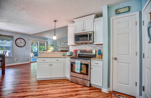 North Carolina Coast House | Private Pool Outdoor Patio+Fire Pit Game room