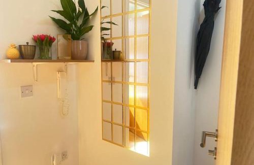 Stroud Green Apartment | Luxurious - 1 Bedroom Flat, Finsbury Park London