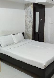 Central Area Hotel | The white haveli