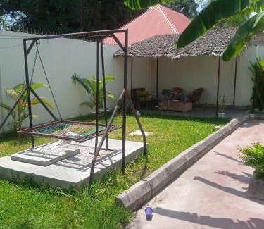 Zanzibar Town Bed & Breakfast | Mtoni Rooms Bed & Breakfast