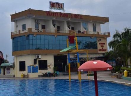 Kota Hotel | Holiday water park & resort