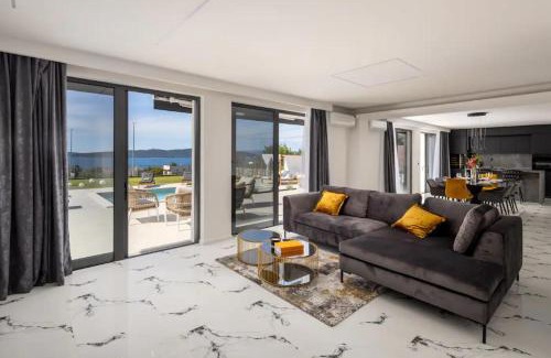 Kastel Gomilica House | Villa Catherine