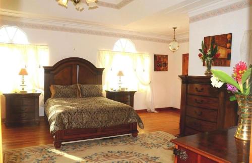 Ocho Rios Villa | Star-Apple Villa
