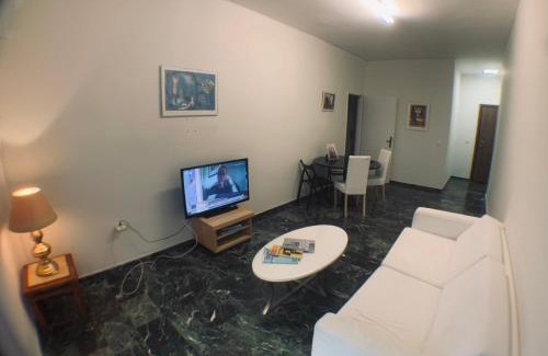 Neapoli Apartment | Lycabettus Hill Quiet Apartment