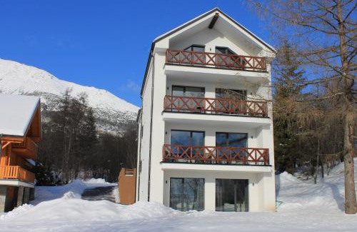 Stary Smokovec Apartment | Hellene Snow 101