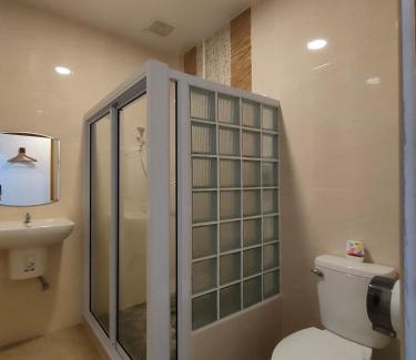 Sakon Nakhon Hostel | เฮือนคุณน้ำผึ้ง