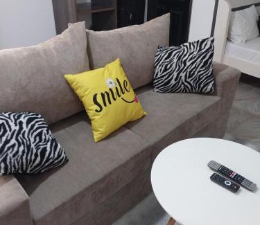Ukunda Bed & Breakfast | Candys Apartment