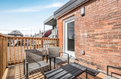 Trinity - Bellwoods Hotel | 3 bed+TTC+Trinity Bellwoods+Kensington+Work desk