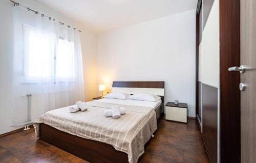Lovinac House | Holiday Home Mell