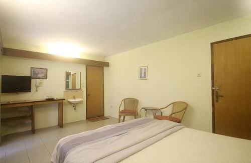 Ambarawa Villa | Hotel Villa Rawa Pening Pratama by Aparian
