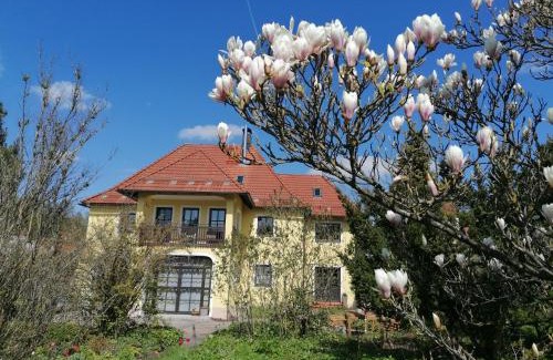Obertrubach Apartment | Apfelbluete und Paradies