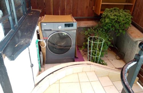 Runda Apartment | Cozy Guest Wing for Rent in Runda