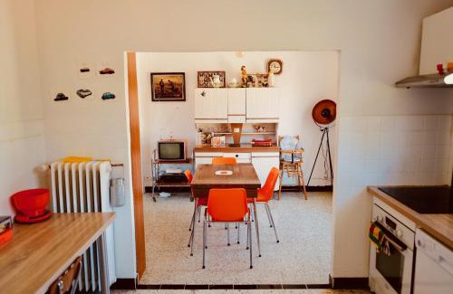Becquincourt House | SUPER 1977 - Retour vers le futur en 1977 !