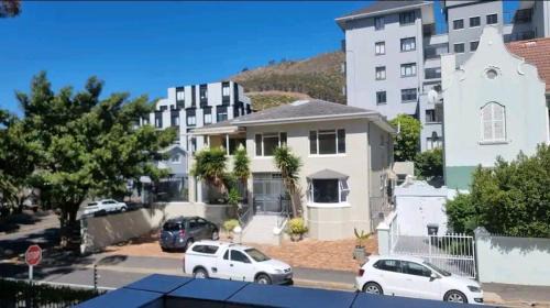 Sea Point House | Victory Court