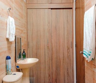 San Pedro House | Hermosa y amplia habitación - baño privado