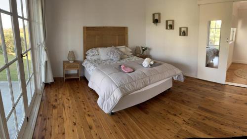 Scone House | Fromelles Cottage