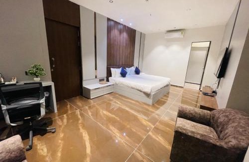 Khambhaliya Hotel | Hotel Twiz Park