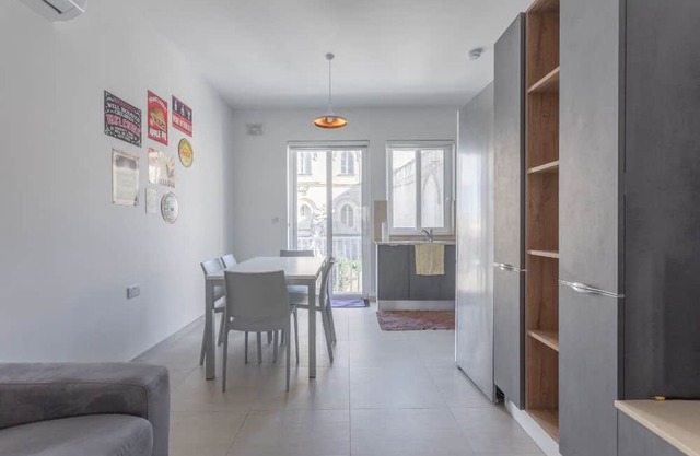 Fully Air-Conditioned 2 Bedroom, 2nd Floor Apartment.