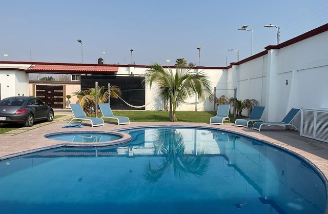 TABACHINES CLUBHOUSE