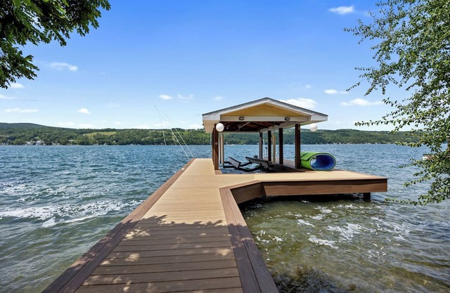 Eastside Keuka Lake Vacation Retreat FAMILY FRIENDLY