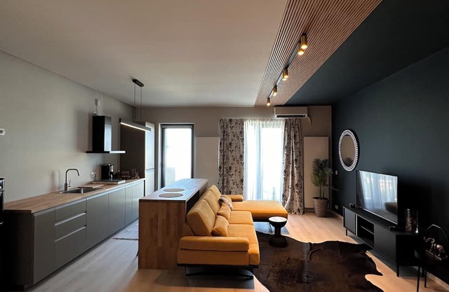 WELCOME TO SILVIA B&B nApartament new building and amazing view!