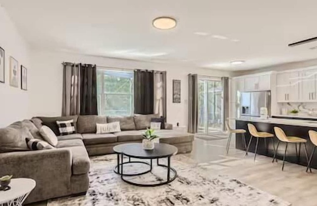 Wonderful Space 4 Bd Pool Spa Disney