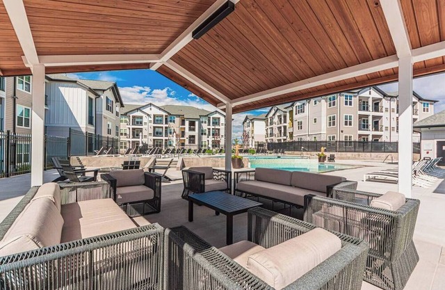 New Beautiful Modern 1 Bedroom with amazing amenities inside and out